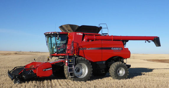 2017 CASE IH 8240 combines sold at Ritchie Bros. auction 2017 CASE IH 8240 combines sold at Ritchie Bros. auction